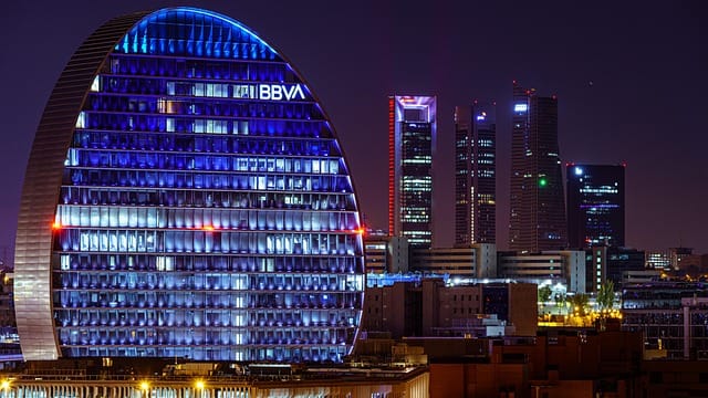 BBVA receives green light to offer trading services with Bitcoin and Ethereum in Spain