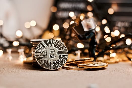 The strategy plans to offer five million shares with new preferential actions to buy additional bitcoin